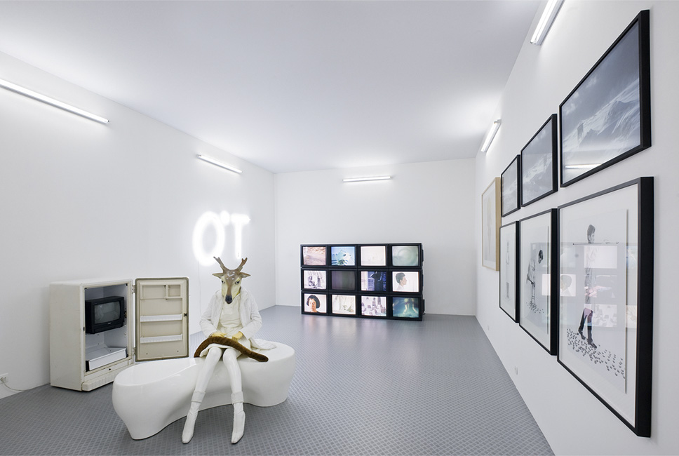 MAC VAL, exhibition view, photo Martin Argyroglo / MacVal